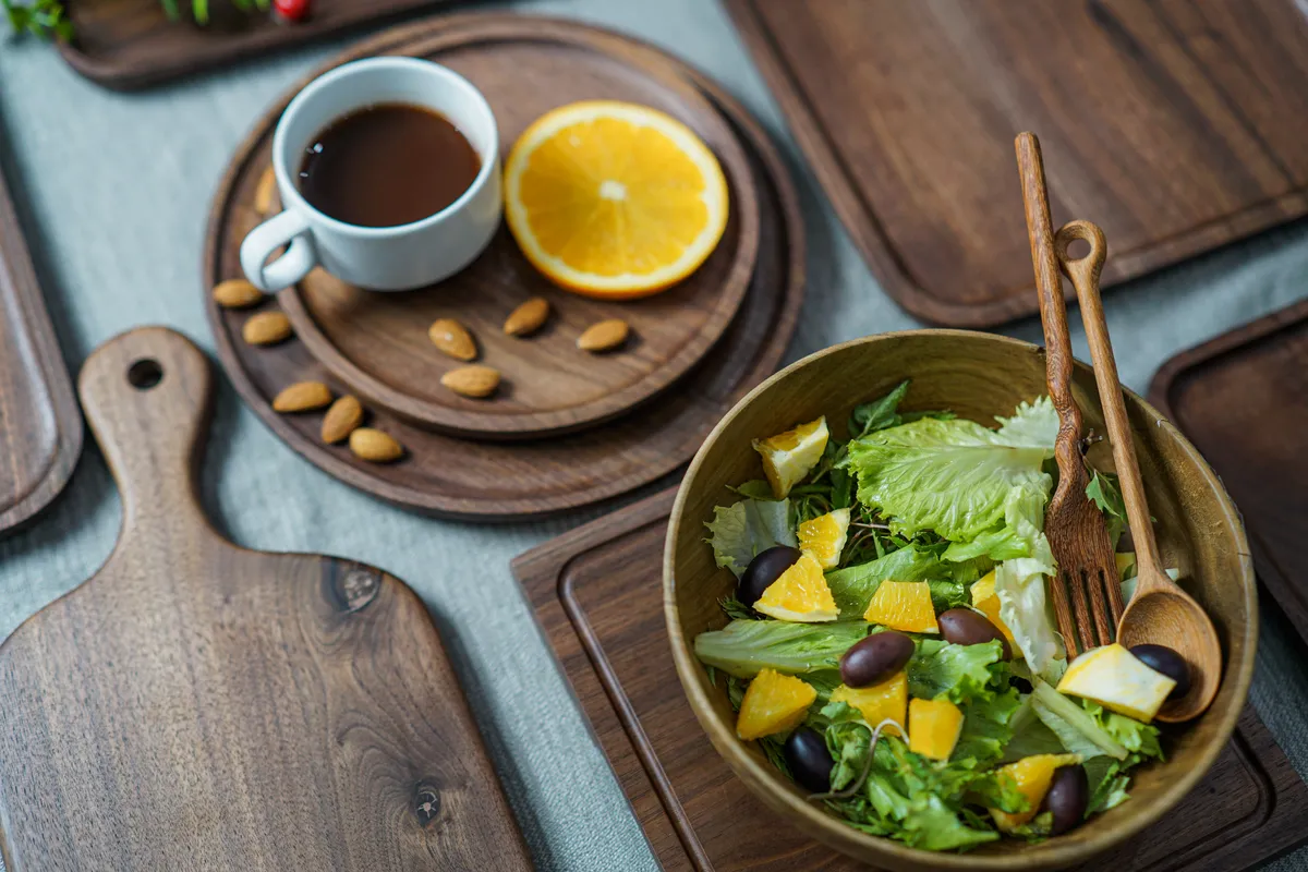 Bộ thớt và khay gỗ Óc Chó cho bữa brunch
